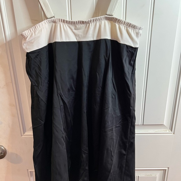 Romans black and white swim dress size 14W - Picture 2 of 4